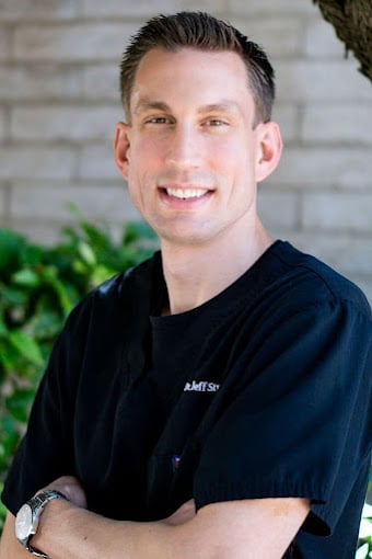 Dentist in Tempe at Okun dentistry